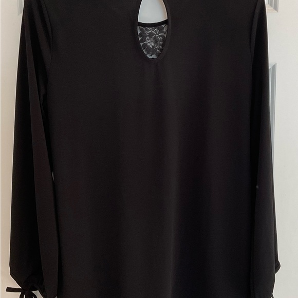 White House Black Market Lace Yoke Dressy Top - Size Large - Black - Picture 9 of 10